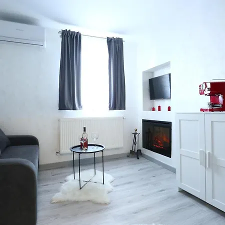 Simona Maria 2 Bükreş