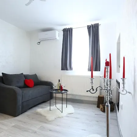 Simona Maria 2 Apartament *